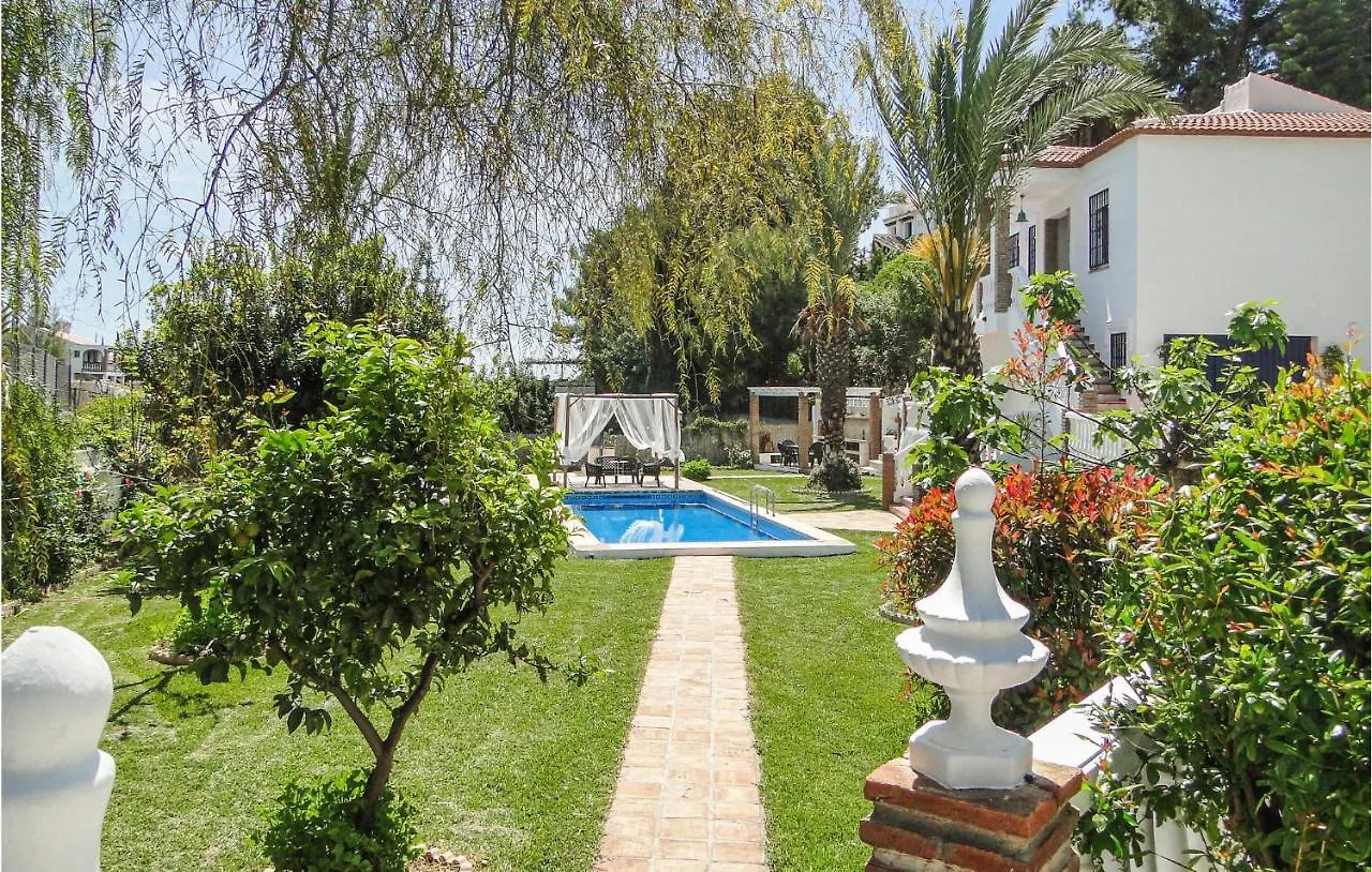 4 Bedroom Gorgeous Home In Frigiliana Nerja 0*,